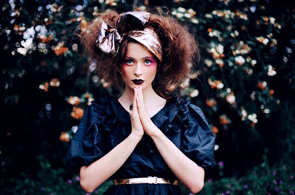 Файл:Isteriya 2.jpg